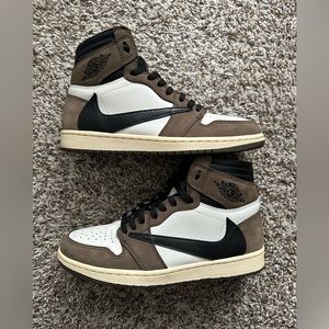 Nike Air Jordan 1 Travis Scott
